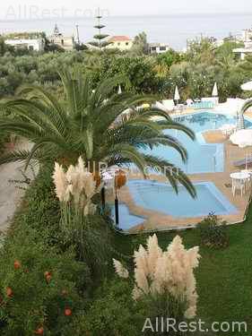 Alexandros Studios & Apartments 13